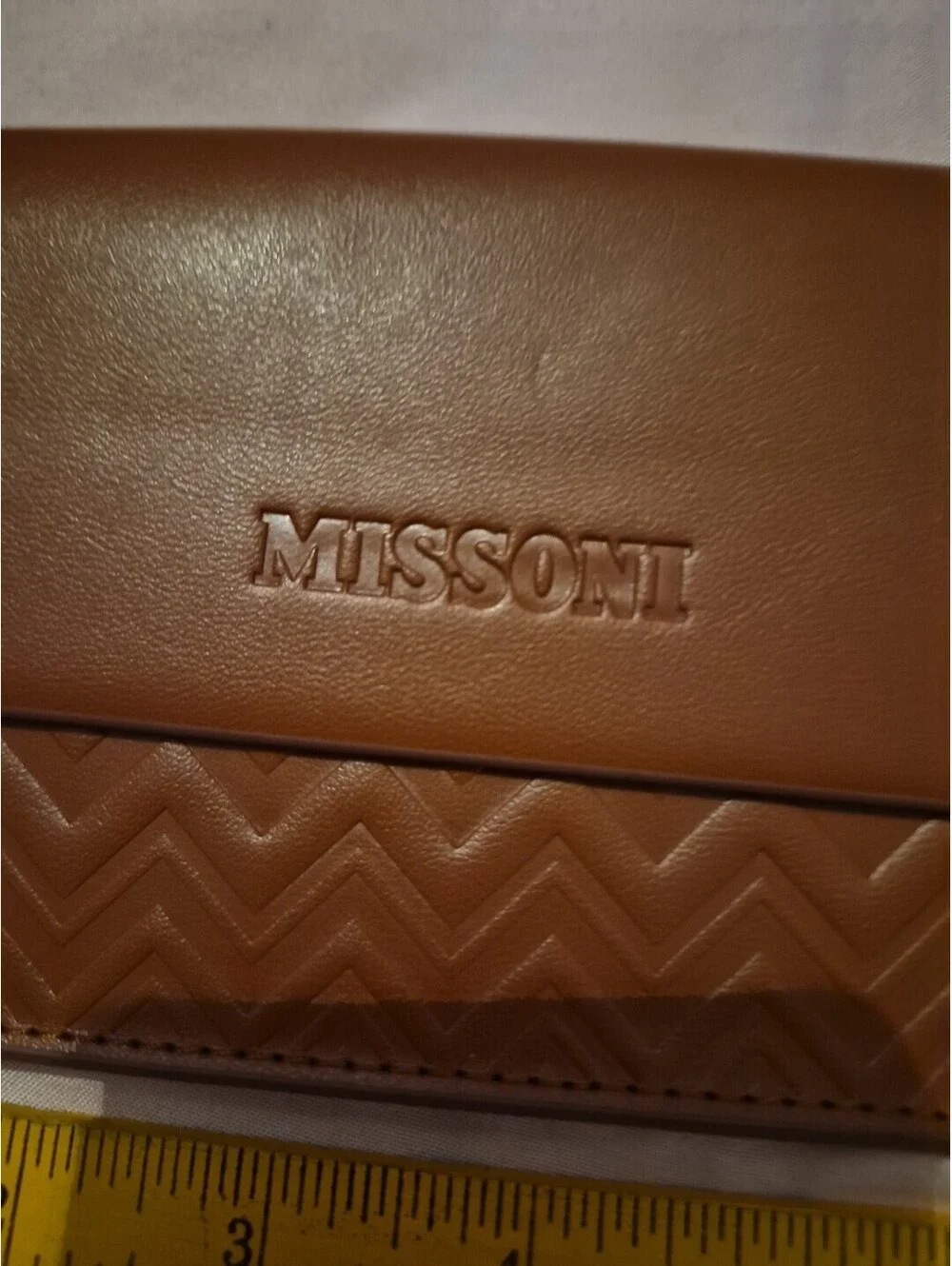 MISSONI TAN LEATHER SUNGLASSES CASE FELT LINED MAGNETIC CLOSE NWOT